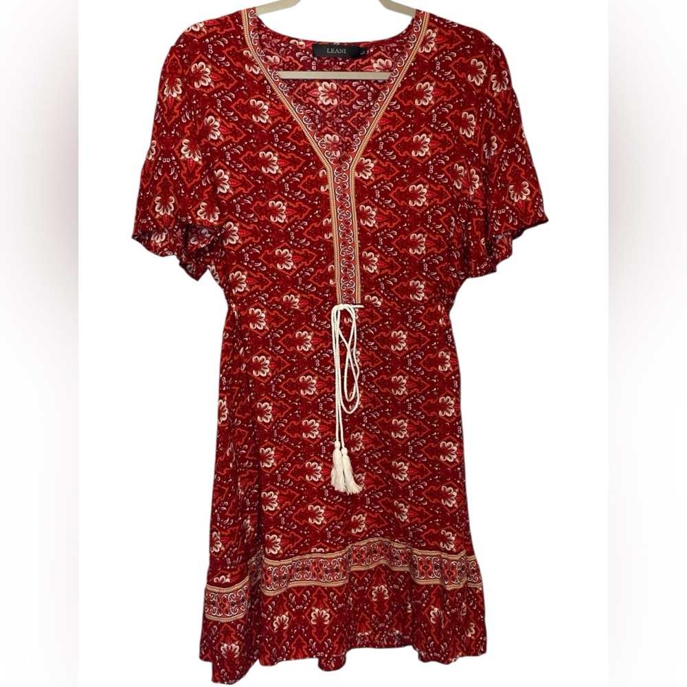 Elegant Red Patterned Midi Dress